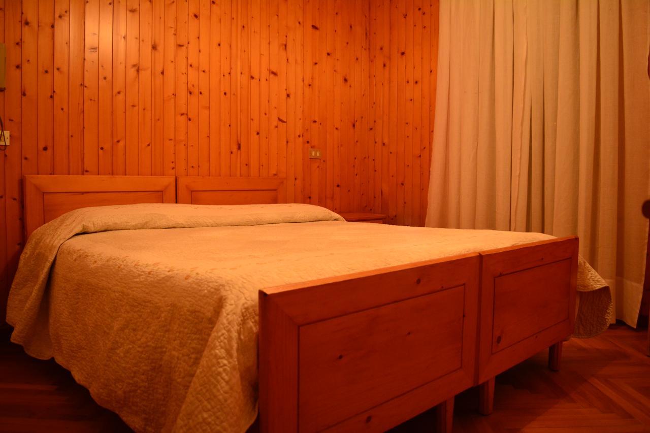 Albergo - B&B Alpina Premadio Buitenkant foto