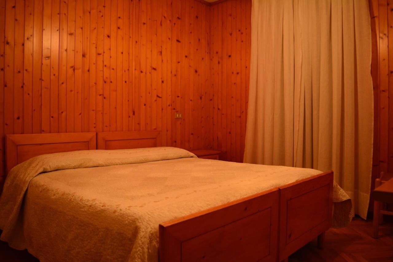 Albergo - B&B Alpina Premadio Buitenkant foto