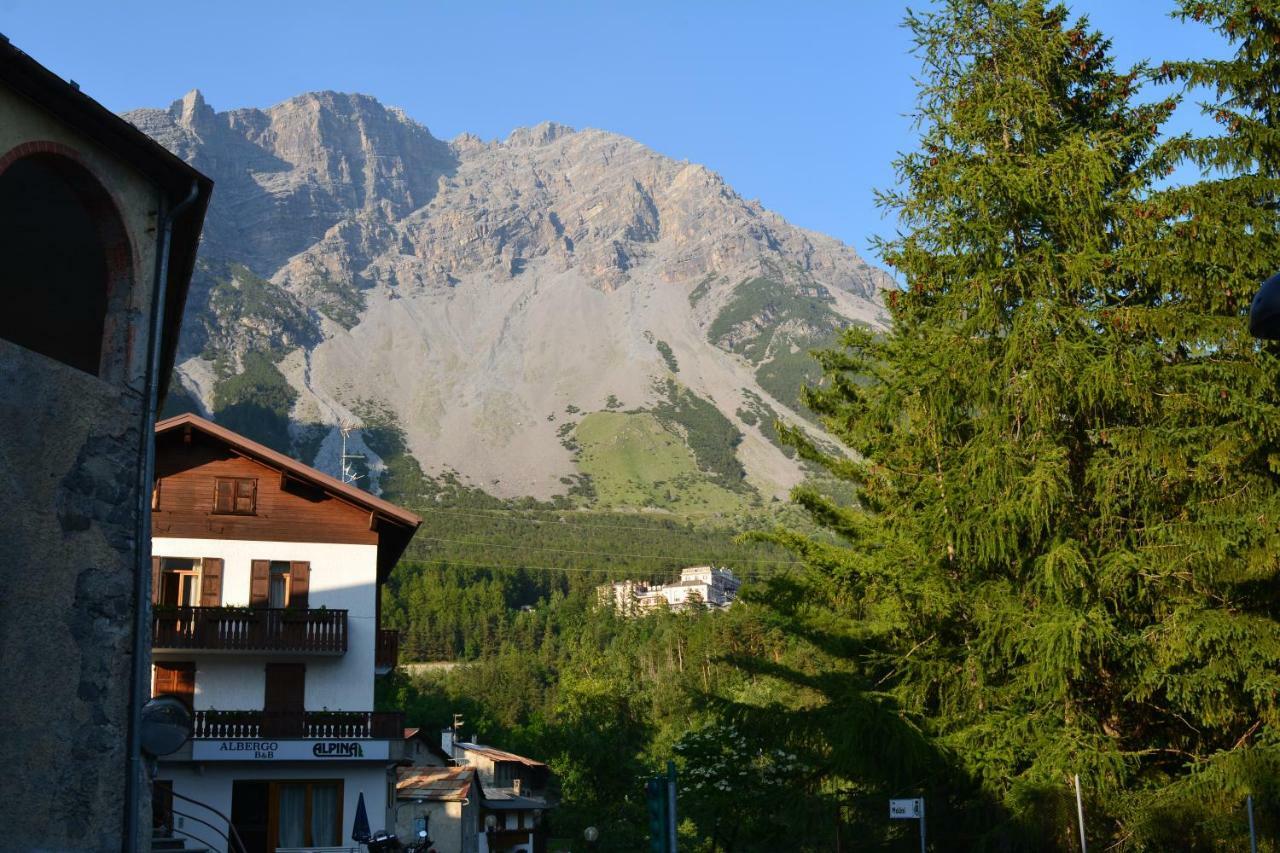 Albergo - B&B Alpina Premadio Buitenkant foto